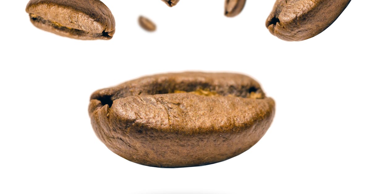 découvrez les bienfaits et techniques de la stimulation de la prostate, une pratique pour améliorer le plaisir masculin et la santé sexuelle. conseils et précautions pour une expérience sûre.
