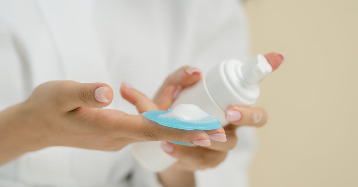 découvrez les avantages du lubrifiant silicone : idéal pour réduire la friction, protéger les surfaces et prolonger la durée de vie de vos équipements. parfait pour diverses applications industrielles et domestiques.